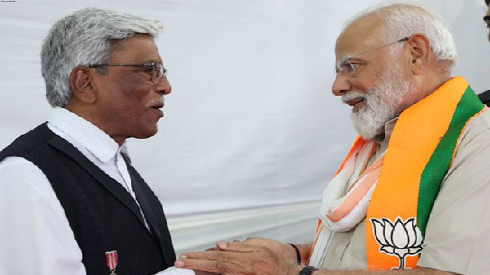 PM Modi meets Padma Shri awardee Parshuram Komaji Khune, lauds his contribution for tribal upliftment